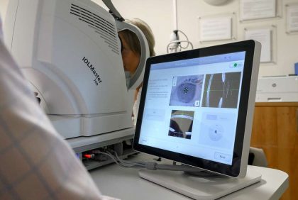 Microscopic ophthalmic testing